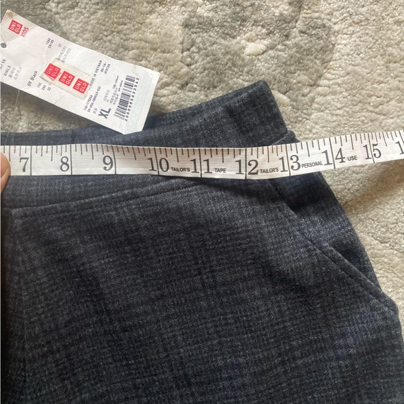 Uniqlo shorts - Picture 4 of 4